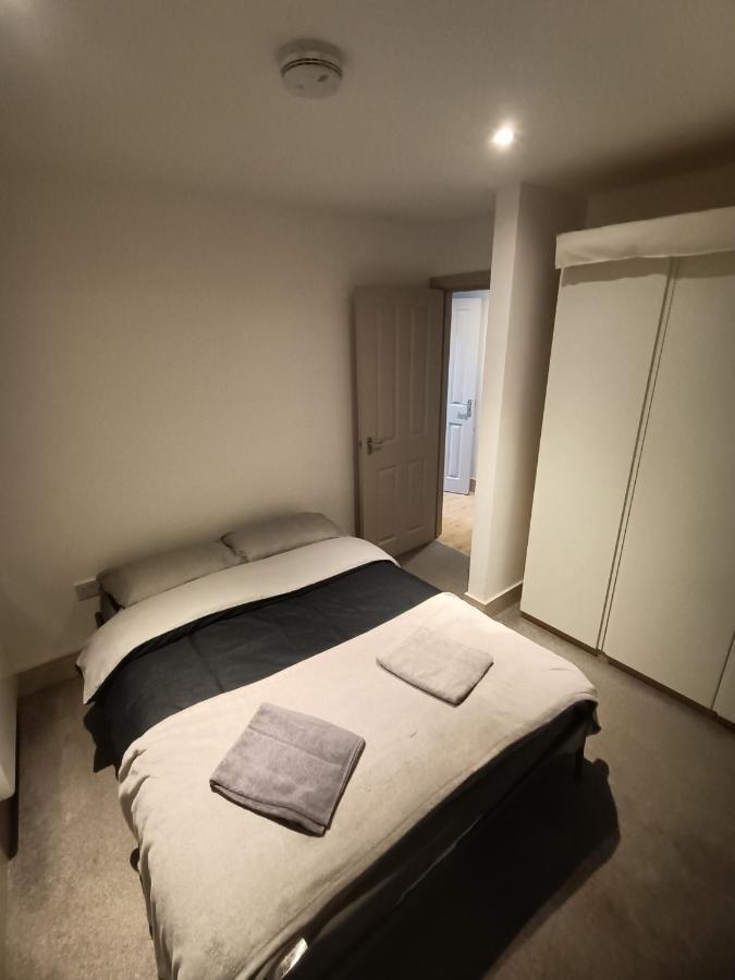 Lovely 1 Bedroom Apartment In ลอนดอน ภายนอก รูปภาพ